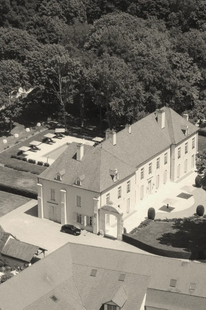 Château de Maizières avant restauration, Domaine Abbaye de Maizières
