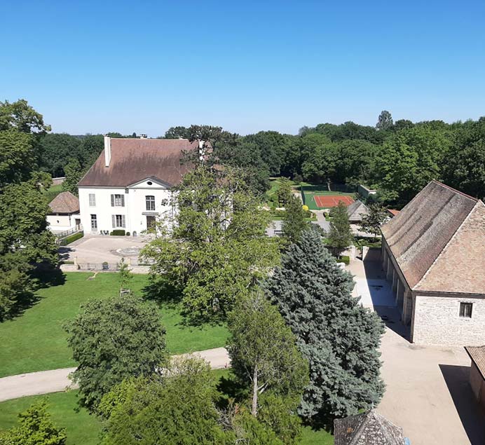 domaine-abbaye-maizieres-palais